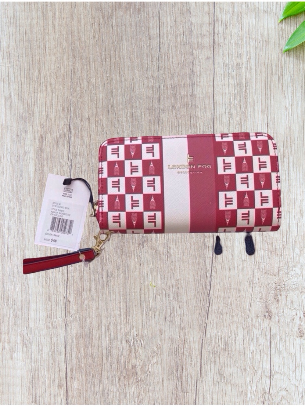 London Fog Ada Signature Zip Around Wallet (Brick Red) NWT - Picture 7 of 10